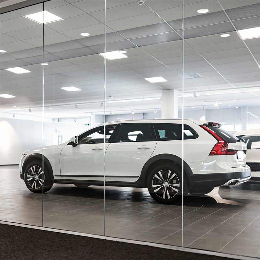 Showroom for bil